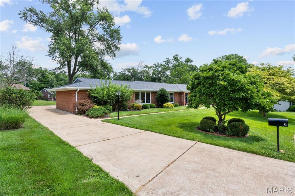 2 Ridgegate Drive Olivette, MO 63132 - Photo 43 of 47 Gallery Image 43