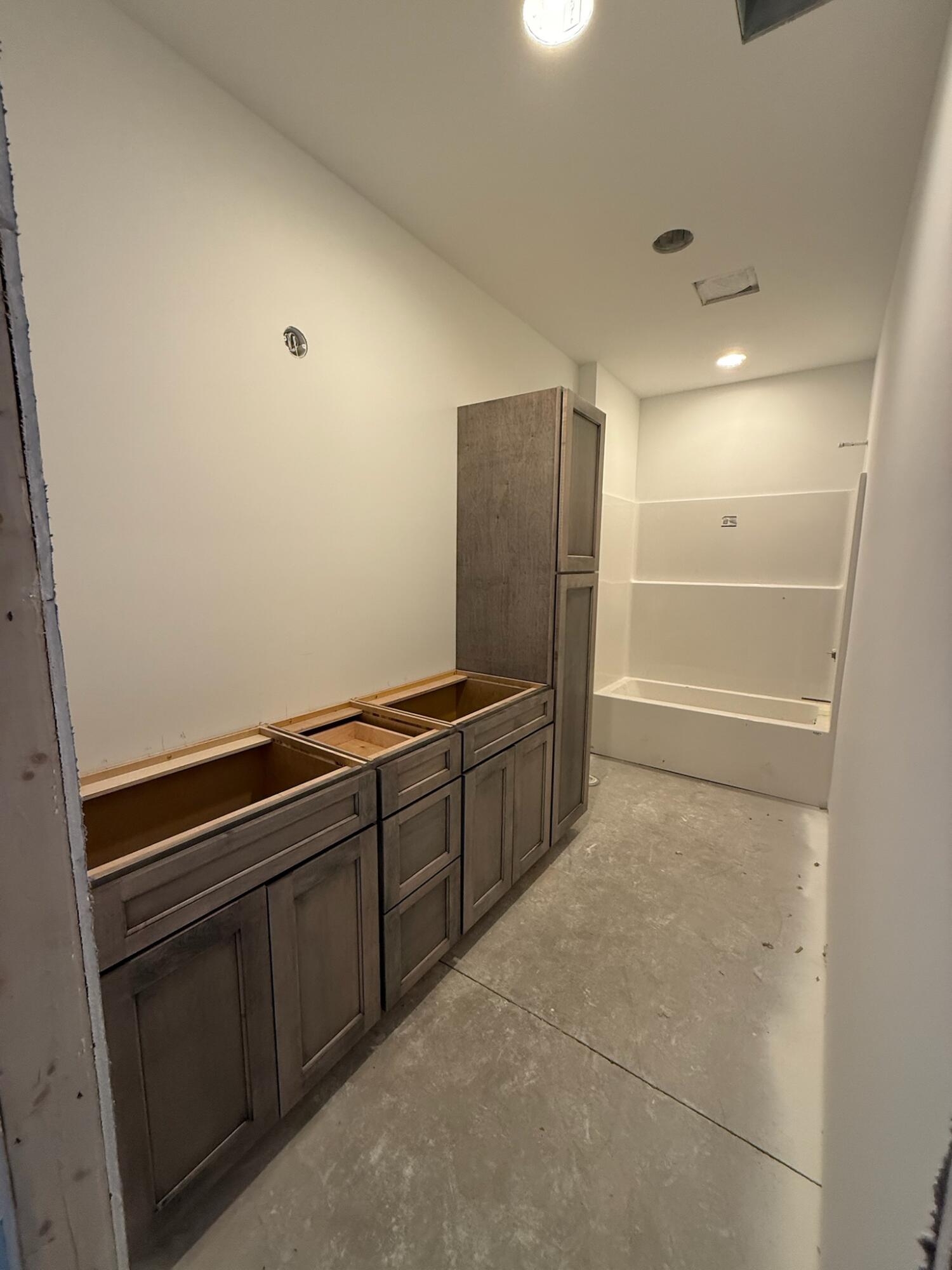 401 Sabine Drive, Unit 31 Muskegon, MI 49442 - Photo 14 of 74 IMG_1341