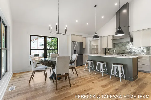 $505,000 | 401 Sabine Drive, Unit 31, Muskegon, MI 49442