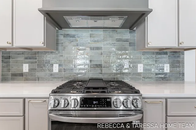 $505,000 | 401 Sabine Drive, Unit 31, Muskegon, MI 49442