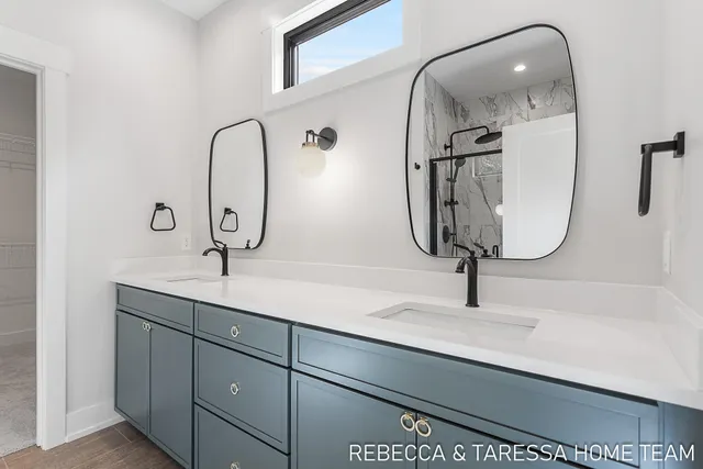 $505,000 | 401 Sabine Drive, Unit 31, Muskegon, MI 49442