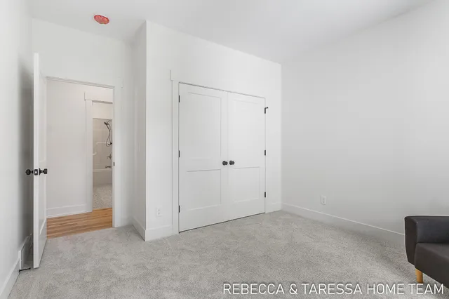 $505,000 | 401 Sabine Drive, Unit 31, Muskegon, MI 49442