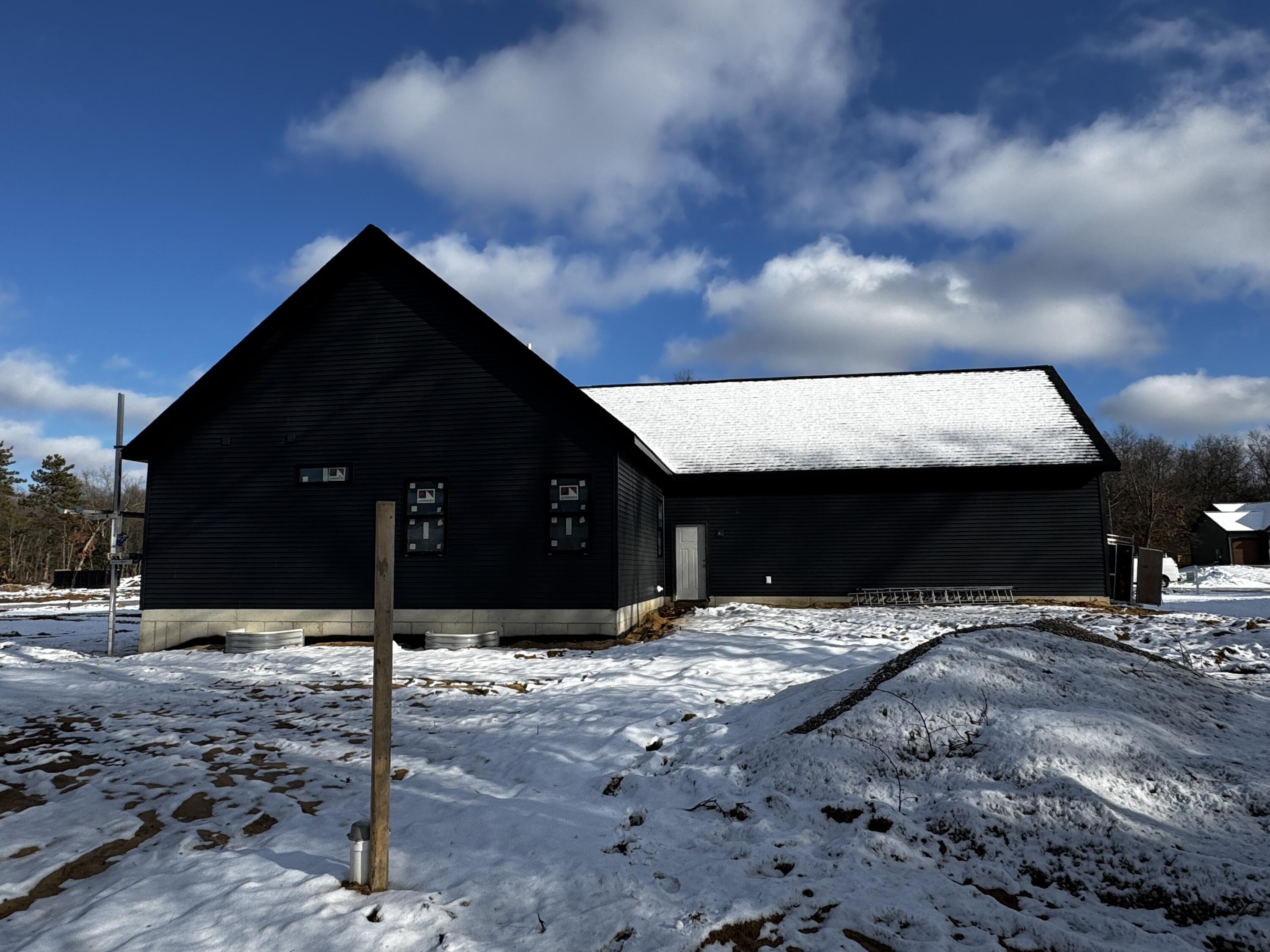 401 Sabine Drive, Unit 31 Muskegon, MI 49442 - Photo 5 of 74 IMG_1413