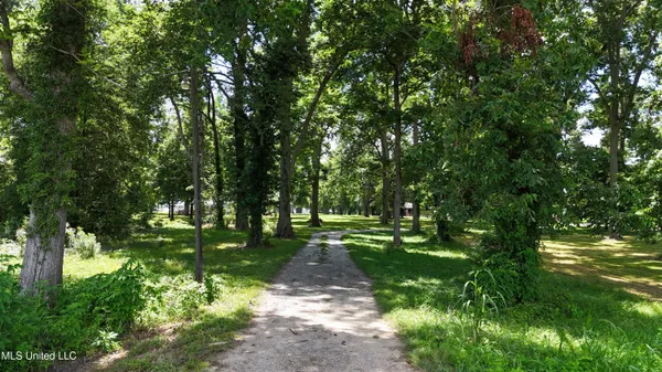 $179,000 | 6 Acres Mol Eagle Lake, Vicksburg, MS 39183