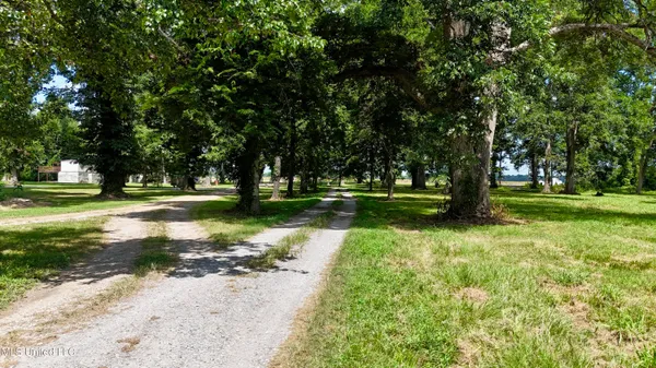 $179,000 | 6 Acres Mol Eagle Lake, Vicksburg, MS 39183