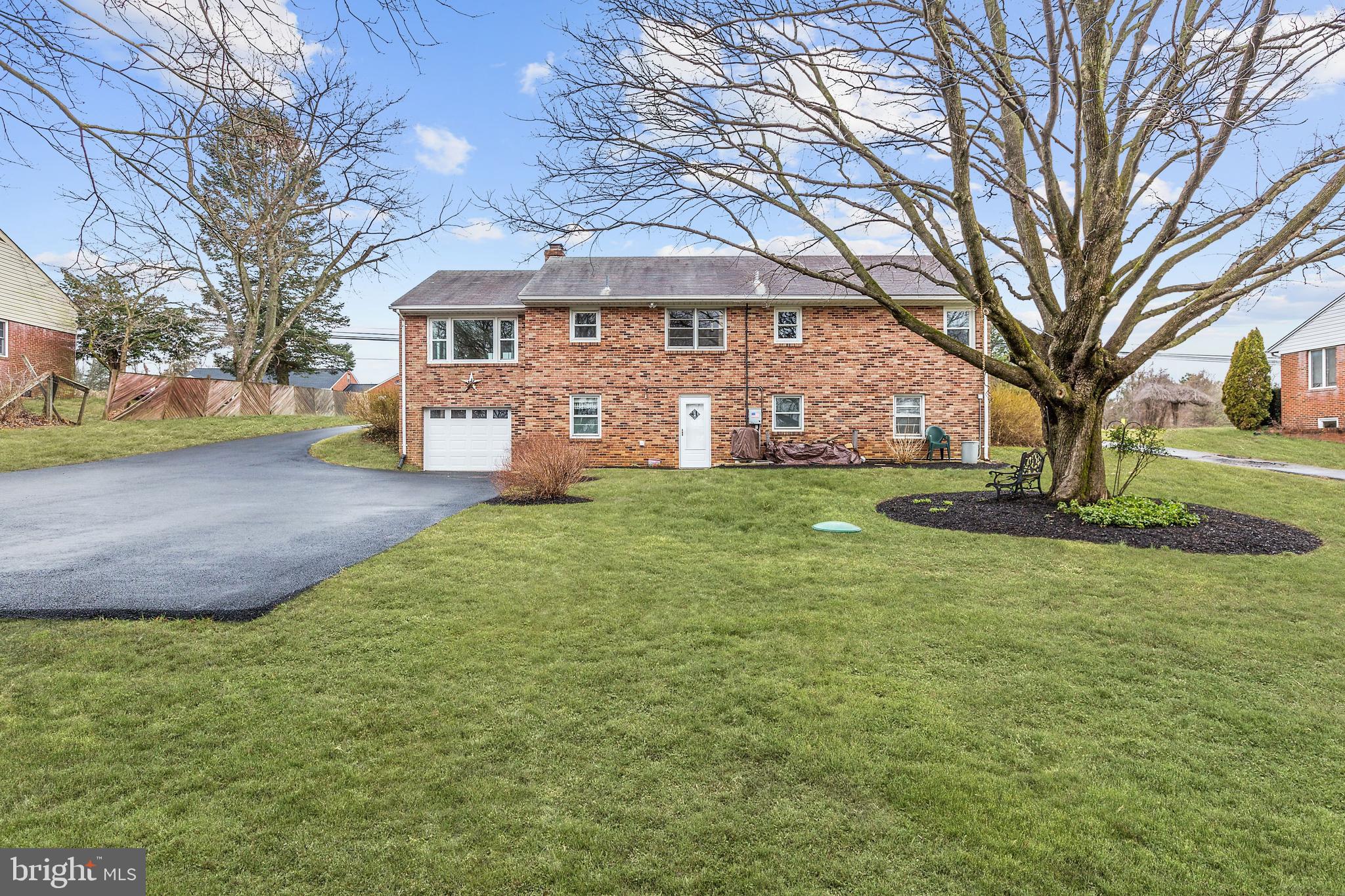 27237 Ridge Road Damascus, MD 20872 - Photo 39 of 43 Rear Exterior
