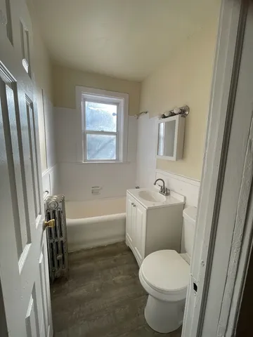 $1,250 | 7029 South Indiana Avenue, Unit 1E, Chicago, IL 60637