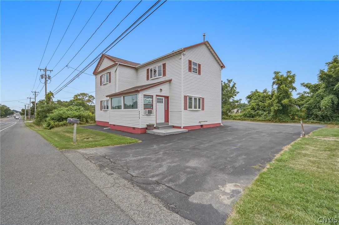 4976 West Taft Road Clay, NY 13088 - Photo 1 of 36 Gallery Image 1