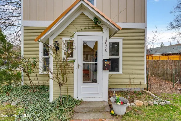 $525,000 | 1070 North 1st Street, Coeur D'Alene, ID 83814