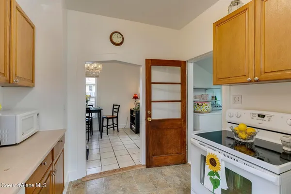 $525,000 | 1070 North 1st Street, Coeur D'Alene, ID 83814
