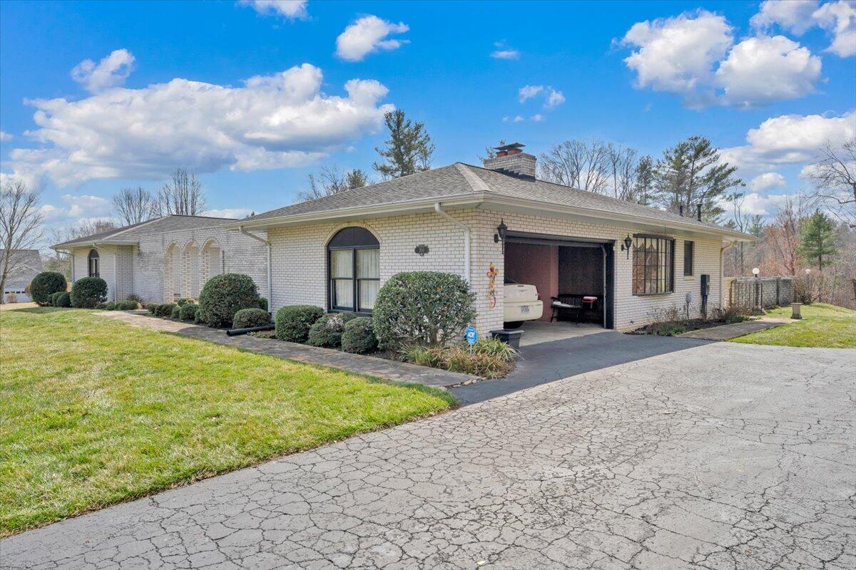 200 Bonbrook Mill Road Rocky Mount, VA 24151 - Photo 3 of 88 65-MIB03901
