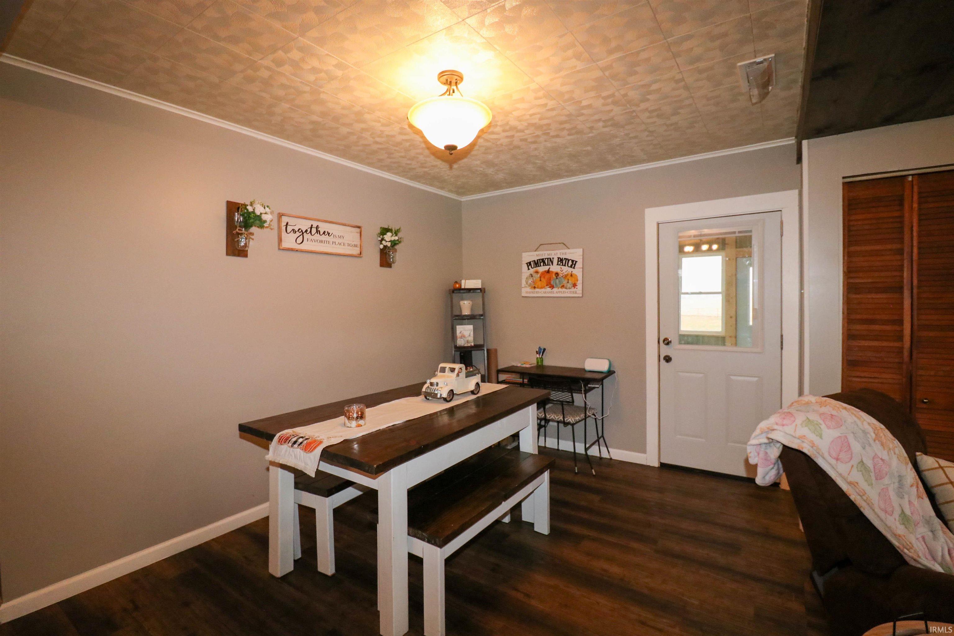 204 North Cook Road Muncie, IN 47303 - Photo 5 of 21