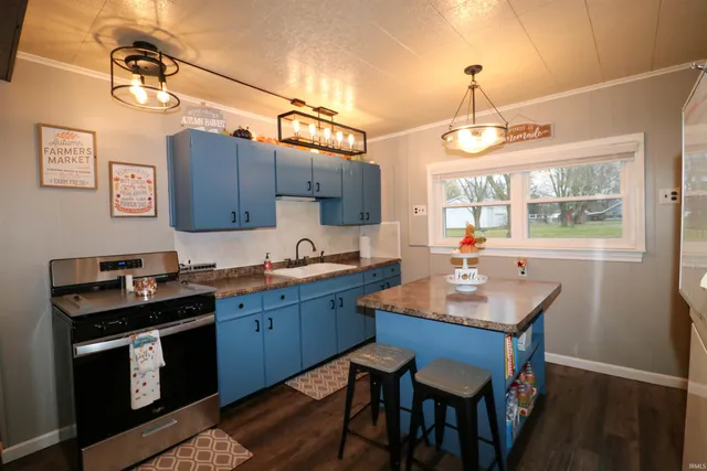 $159,900 | 204 North Cook Road, Muncie, IN 47303