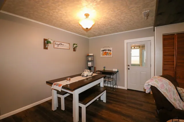 $159,900 | 204 North Cook Road, Muncie, IN 47303