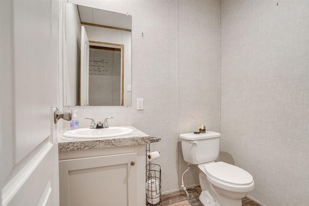 1804 Coral Road Pelican Bay, TX 76020 - Photo 17 of 31