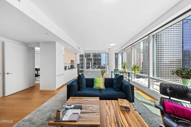 $1,099,000 | 877 Francisco Street, Unit 1506, Los Angeles, CA 90017