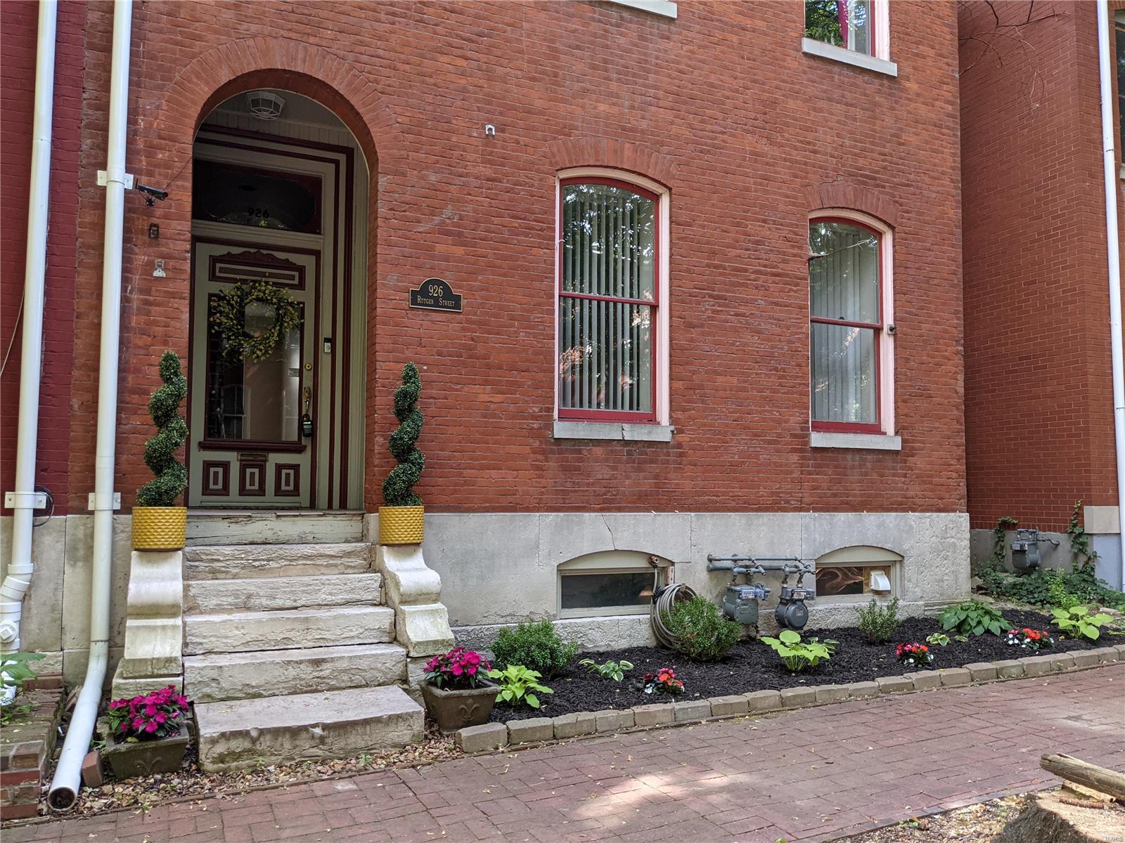 926 Rutger Street, Unit 1 St. Louis, MO 63104 - Photo 2 of 26