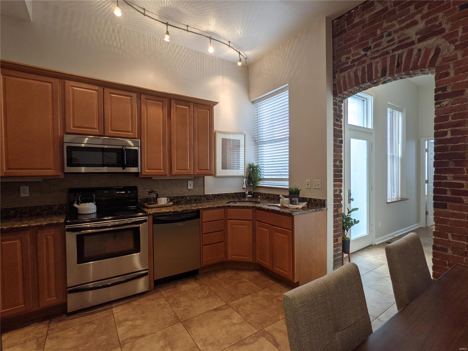 926 Rutger Street, Unit 1 St. Louis, MO 63104 - Photo 13 of 26