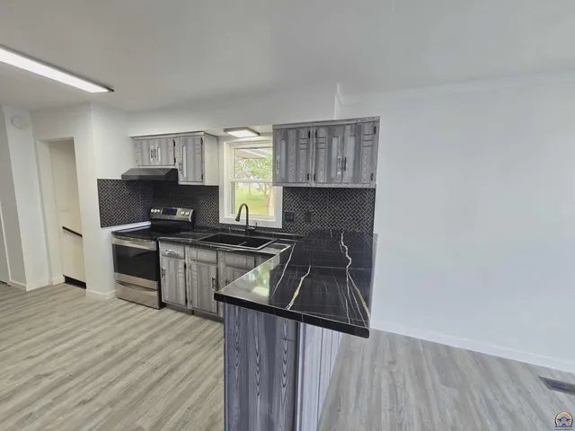 $297,077 | 308 Kansa Drive, Ozawkie, KS 66070