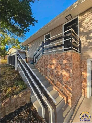 $297,077 | 308 Kansa Drive, Ozawkie, KS 66070