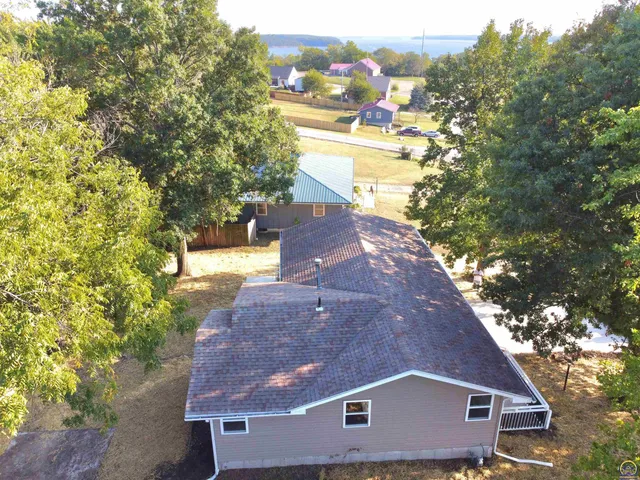 $287,077 | 308 Kansa Drive, Ozawkie, KS 66070