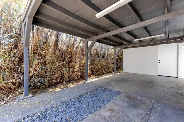 $2,150 | 3110 North 39th Street, Phoenix, AZ 85018