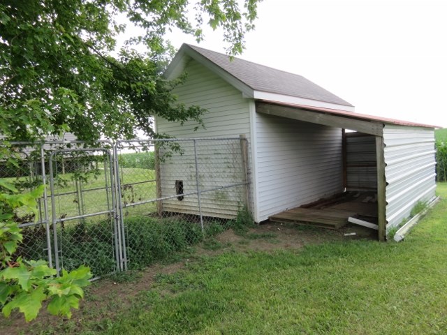 9062 Carlos Road Williamsburg, IN 47393 - Photo 5 of 36 Gallery Image 5