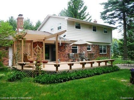 6473 Oakhill Road Clarkston, MI 48348 - Photo 20 of 24 Rear of Home