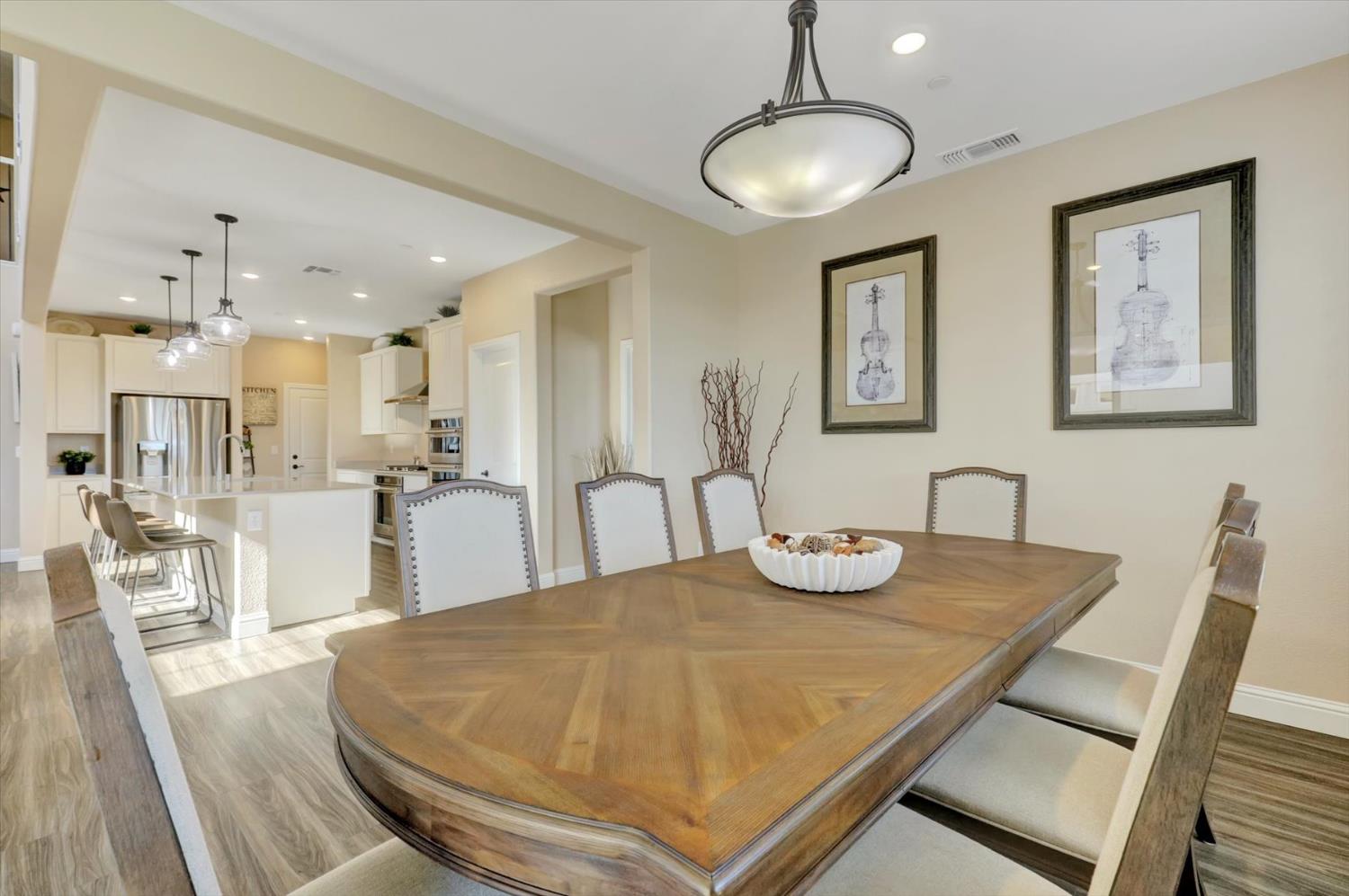 1104 Shadowgate Drive Roseville, CA 95747 - Photo 14 of 41 a view of a dining room with furniture