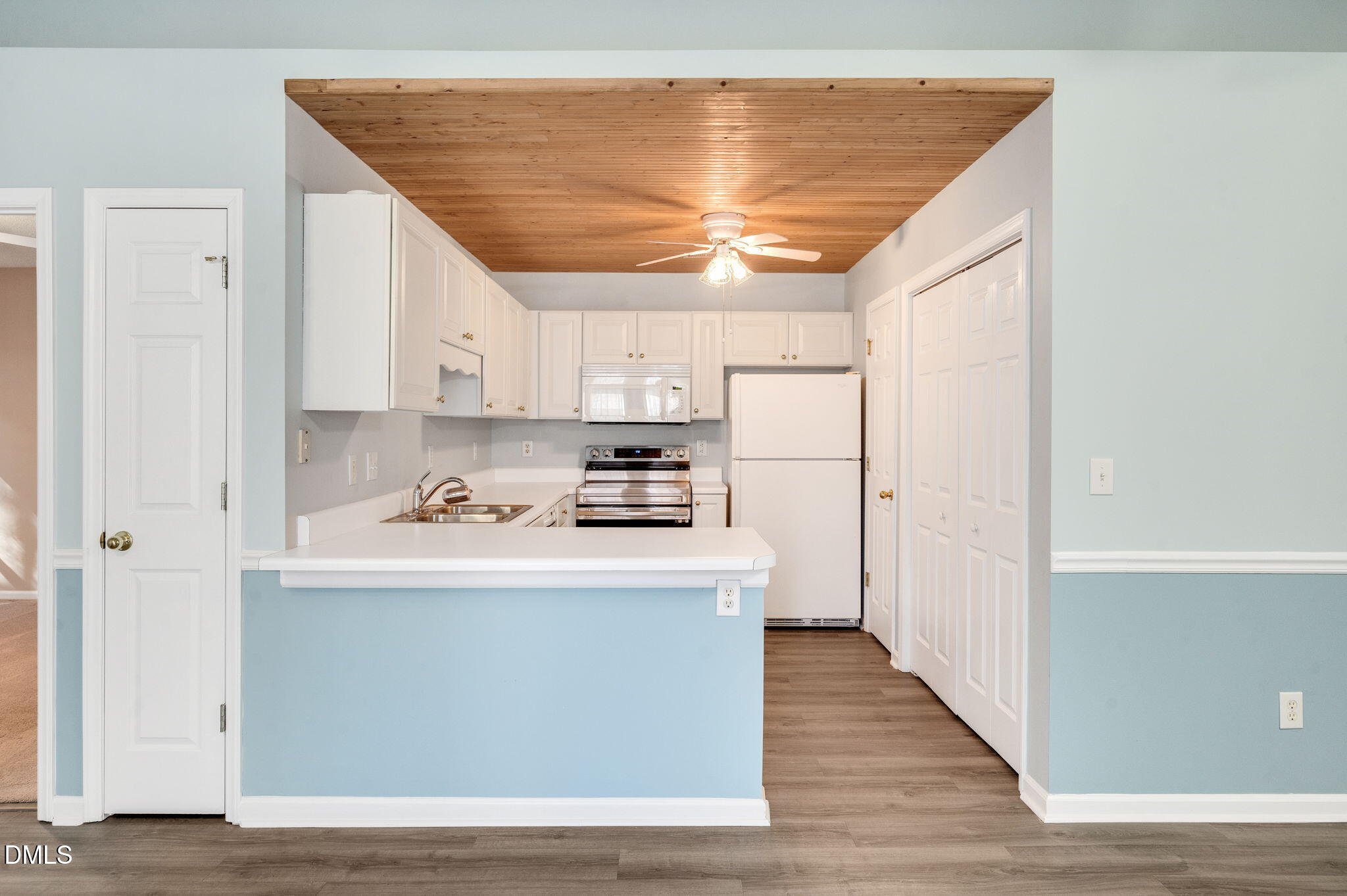 4216 Beacon Heights Drive Raleigh, NC 27604 - Photo 10 of 30 17