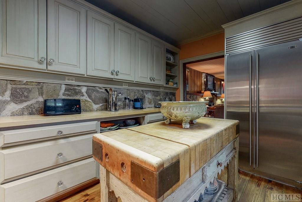 260 Satulah Road Highlands, NC 28741 - Photo 20 of 55 Gallery Image 20