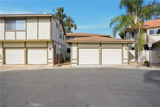 $450,000 | 952 Pinyon Court, Ontario, CA 91762