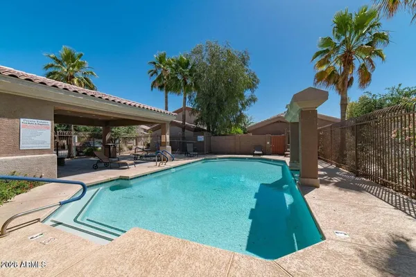 $2,395 | 7978 West Beck Lane, Peoria, AZ 85382