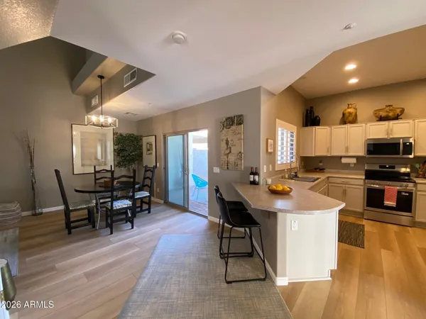 $2,395 | 7978 West Beck Lane, Peoria, AZ 85382