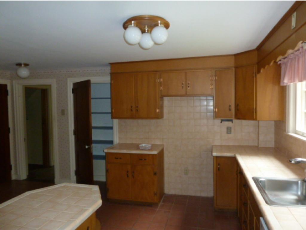 44 Ridge Road Concord, NH 03301 - Photo 4 of 15 Gallery Image 4