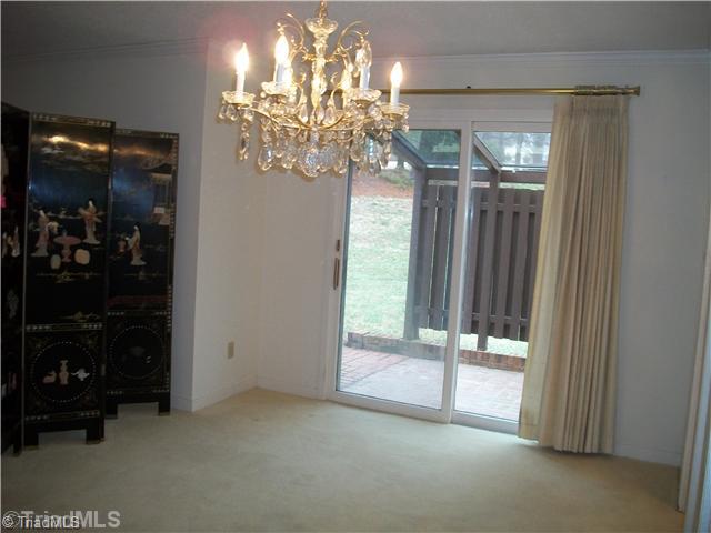 1135 Gatehouse Road High Point, NC 27262 - Photo 9 of 27 Dining Room.