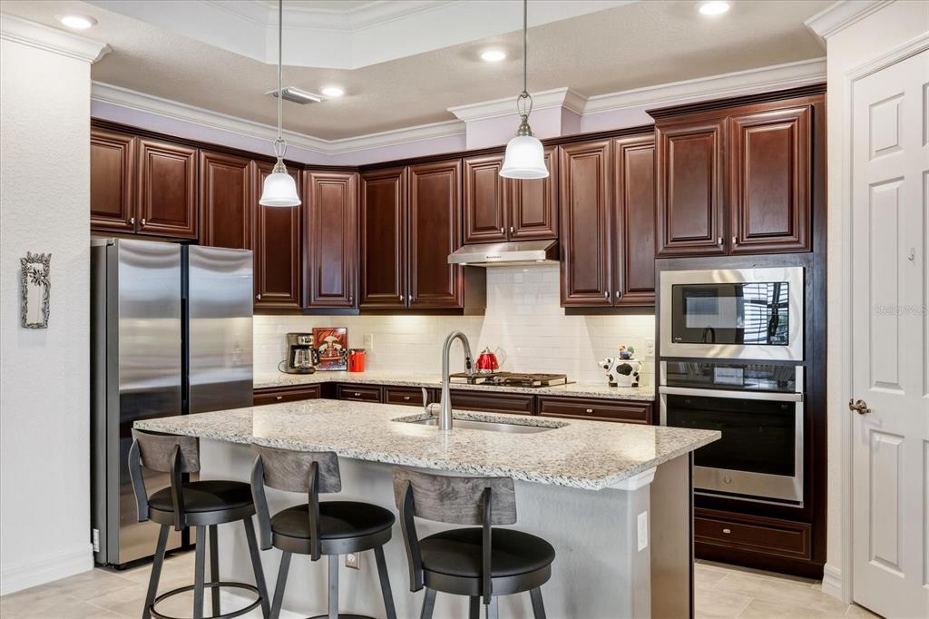 12422 Perennial Place Lakewood Ranch, FL 34211 - Photo 10 of 57