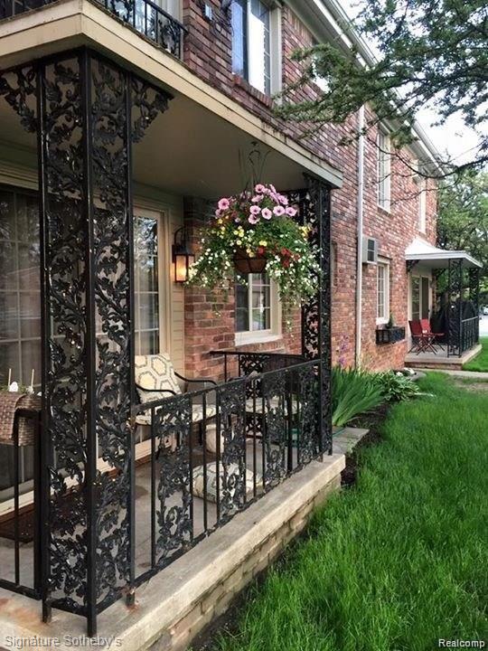2350 West 14 Mile Road, Unit 2 Royal Oak, MI 48073 - Photo 2 of 15 Gallery Image 2