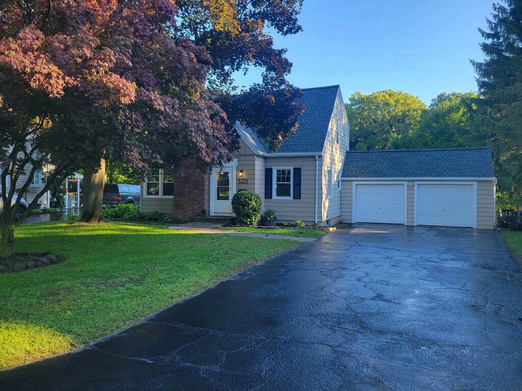 122 Overbrook Road Gates, NY 14624 - Photo 1 of 1 Gallery Image 1