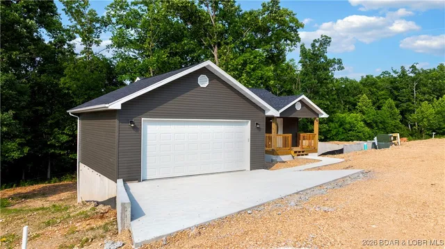 $325,000 | 170 Carol Ann Court, Camdenton, MO 65020