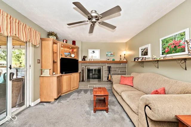 $300,000 | 7629 Honnen Drive North, Indianapolis, IN 46256