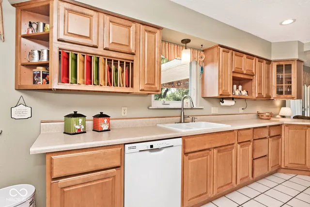 $300,000 | 7629 Honnen Drive North, Indianapolis, IN 46256