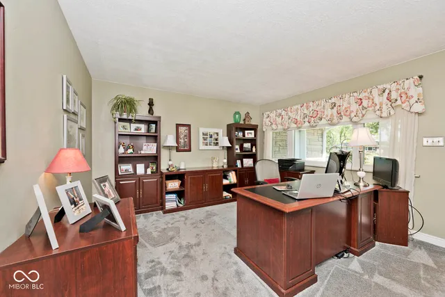 $300,000 | 7629 Honnen Drive North, Indianapolis, IN 46256