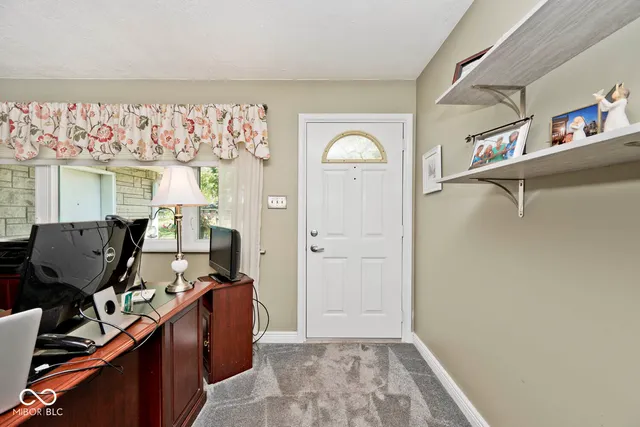 $300,000 | 7629 Honnen Drive North, Indianapolis, IN 46256