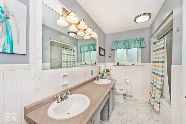 $300,000 | 7629 Honnen Drive North, Indianapolis, IN 46256