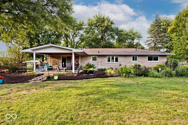 $300,000 | 7629 Honnen Drive North, Indianapolis, IN 46256