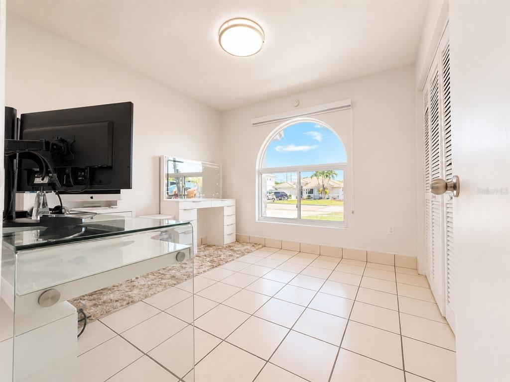 14719 Southwest 176th Street Miami, FL 33187 - Photo 15 of 15