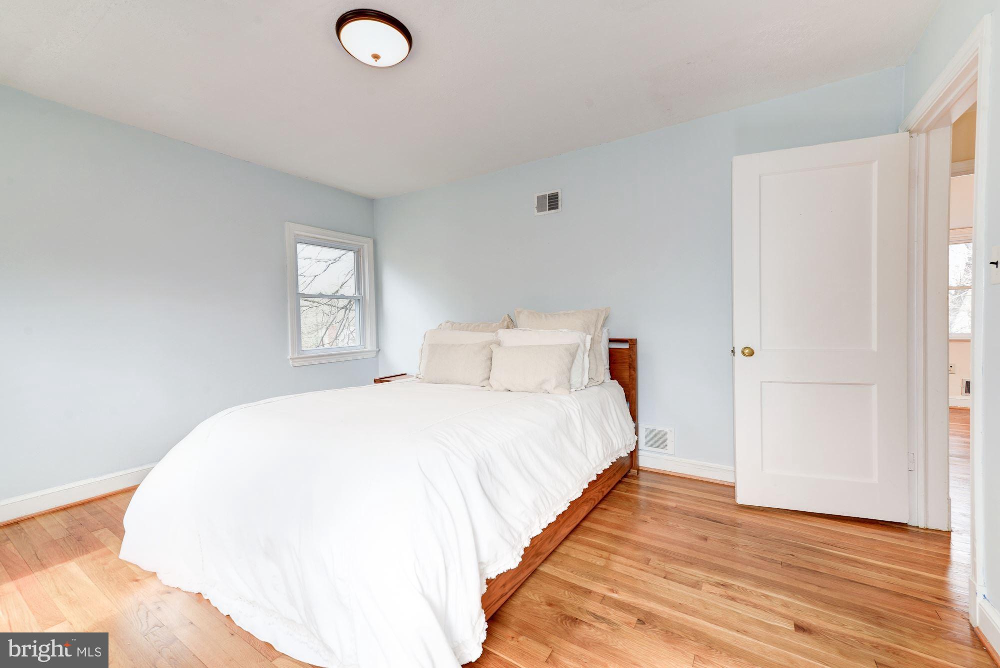 2821 Ivydale Street Silver Spring, MD 20902 - Photo 22 of 36 Master Bedroom