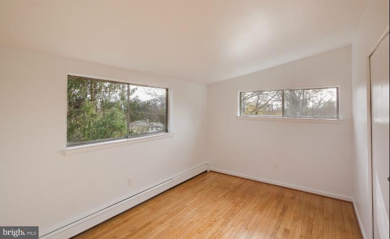 3619 Rusty Rock Road Randallstown, MD 21133 - Photo 20 of 30 an empty room with a window