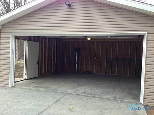 6085 Huntington Road Sylvania, OH 43560 - Photo 2 of 15 Gallery Image 2